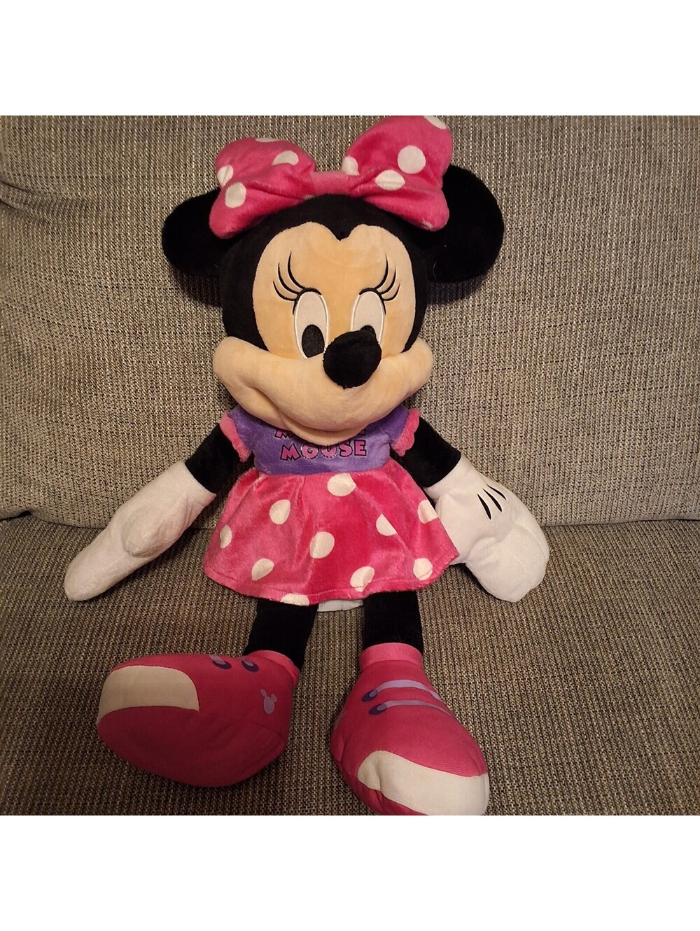 Disney Minnie Mouse Plush Doll Pink Polka Dot Dress 2013